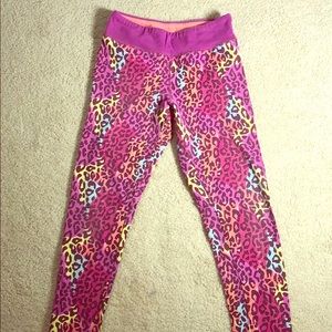 Cute colored cheetah high waisted leggings